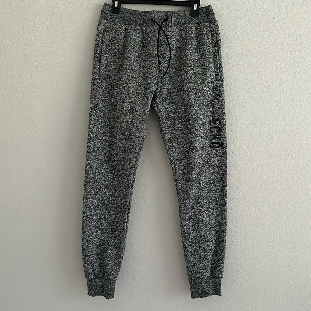 Joggers Mens Marc Ecko Cut & Sew Size Medium Marled Black Fleece Pants like new